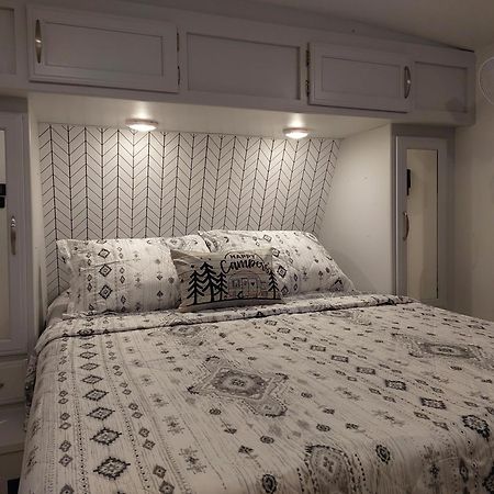 The Torres' Camper Experience! Διαμέρισμα Τάμπα Εξωτερικό φωτογραφία